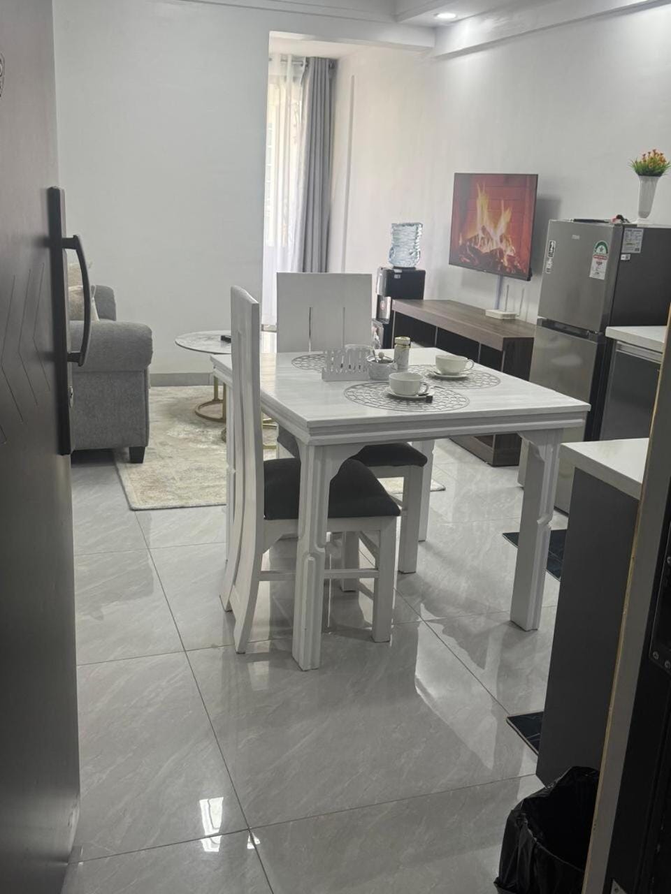 Cozy 1BR on Wood Avenue Kilimani Apartment in Nairobi