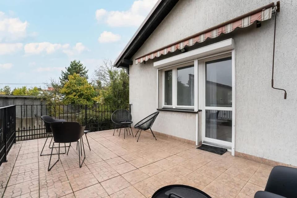 Property building, Balcony/Terrace