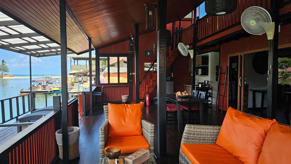 Living room, River view