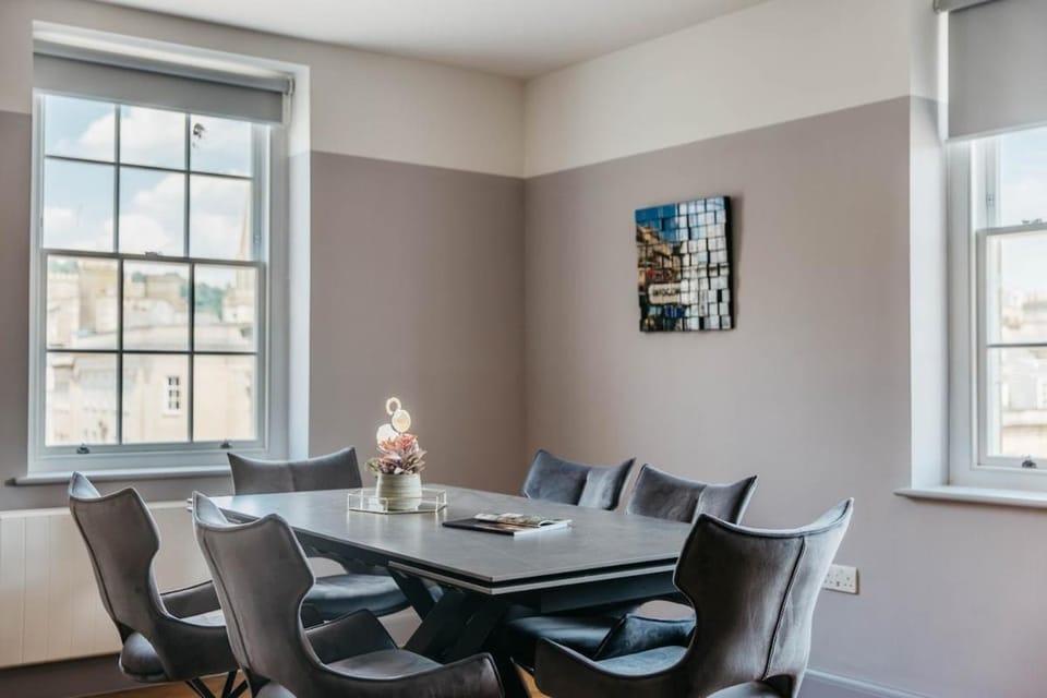 Arlington House - Premium High-Spec 2 Bed Gem in Bath Centre Apartment in Bath