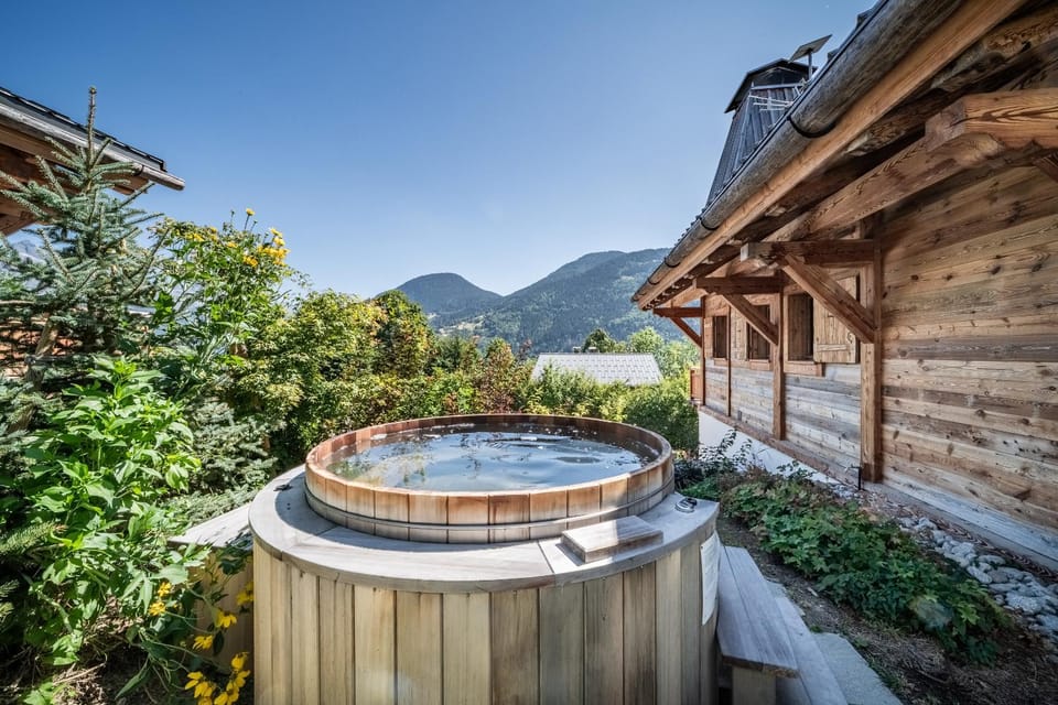 Day, Natural landscape, Hot Tub