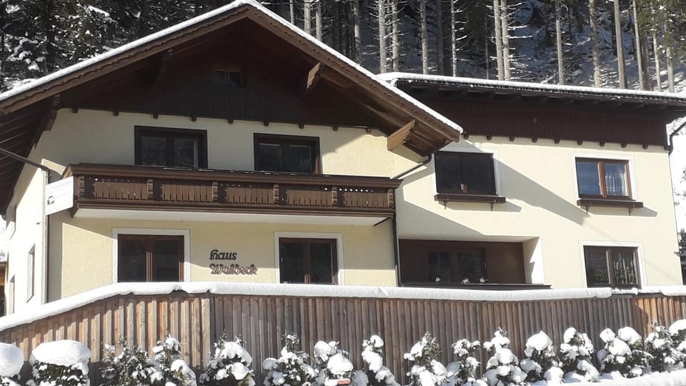Property building, Winter