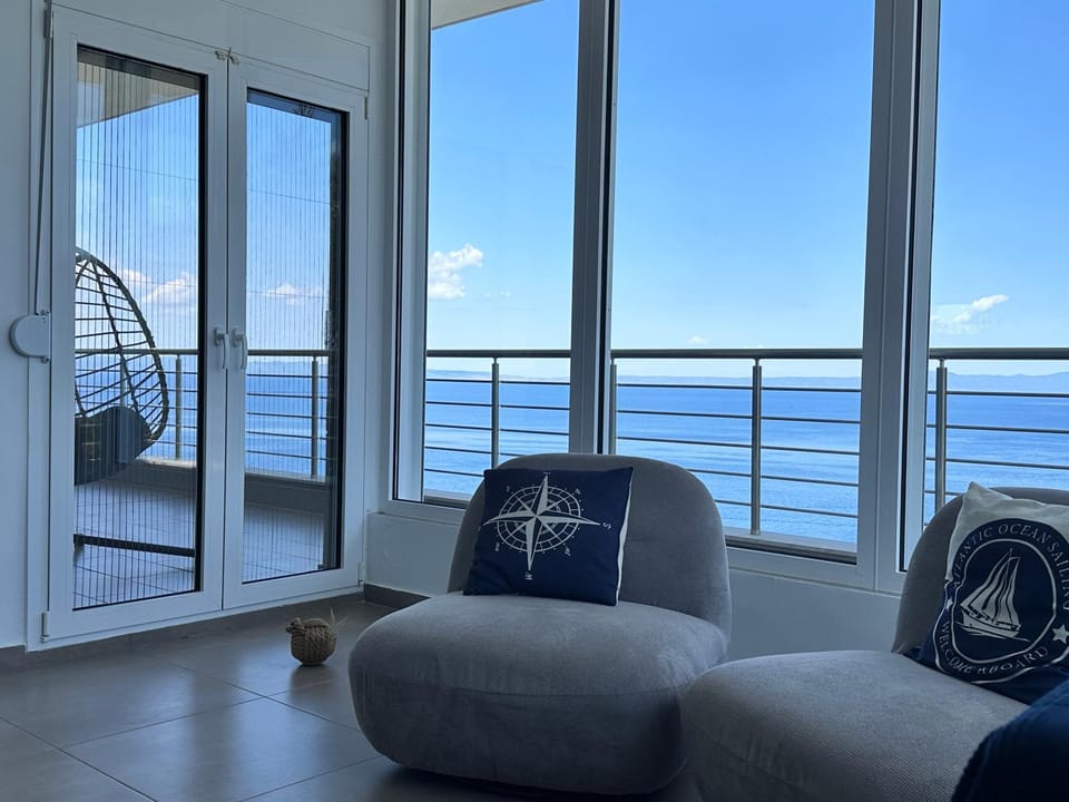 Seating area, Sea view