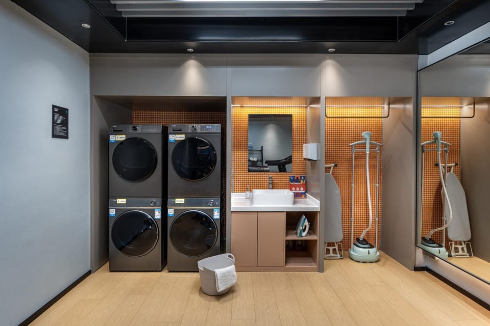 towels, wardrobe, laundry