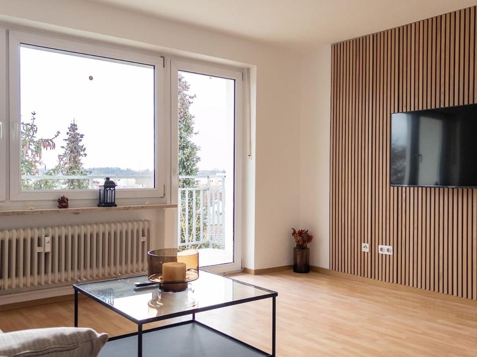 Communal lounge/ TV room, TV and multimedia, Living room, Seating area, Evening entertainment, internet