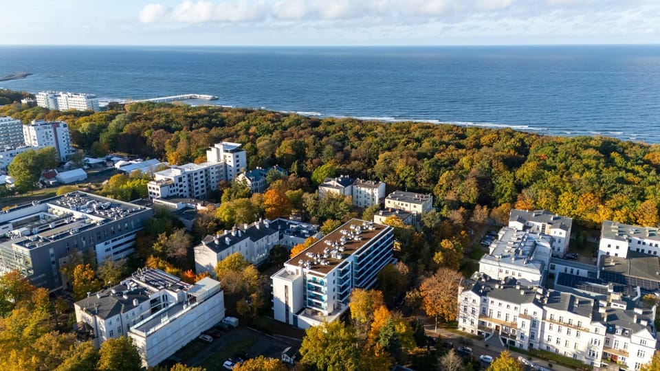 WHITEBLUE III Seaside Apartamenty ul Konopnickiej Kołobrzeg PARKING & SAUNA & FITNESS & BAWIALNIA DLA DZIECI & ROWEROWNIA- w cenie pobytu Apartment in West Pomeranian Voivodeship, Poland
