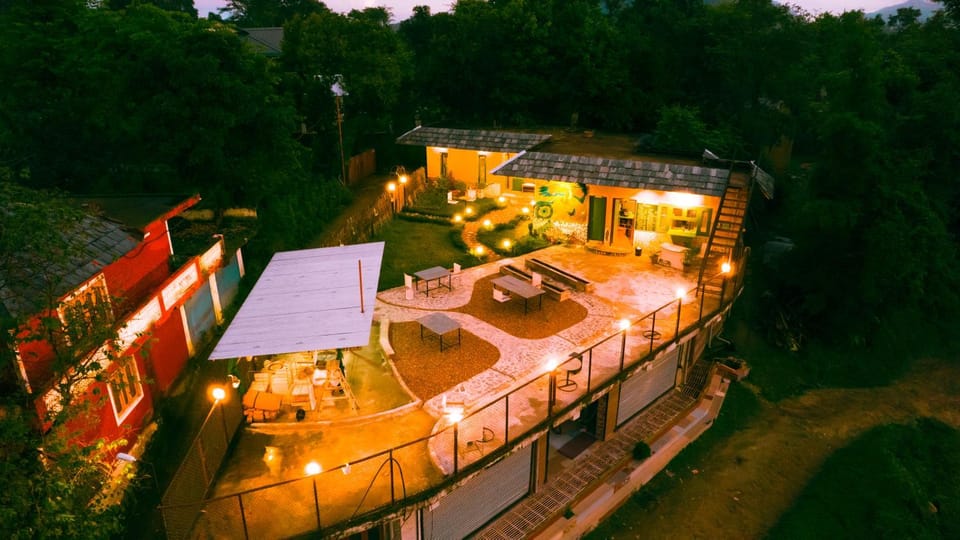 Property building, Bird's eye view