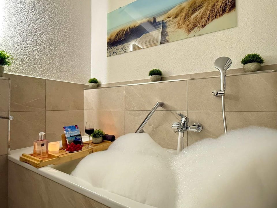 Bathroom, Bath