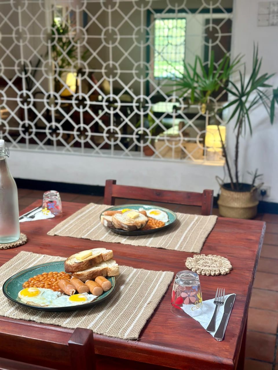 Food and drinks, Dining area, Food, Breakfast