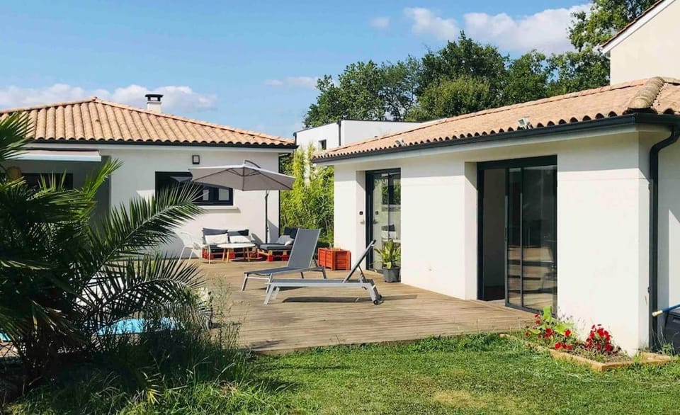 Garden view, sunbed