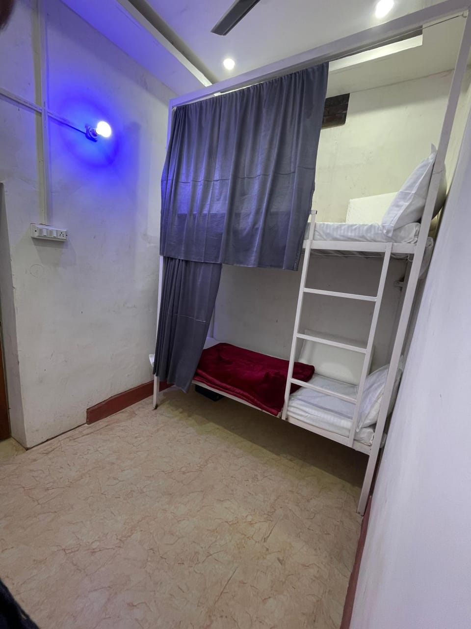 Homely Vibes Hostel in Uttar Pradesh