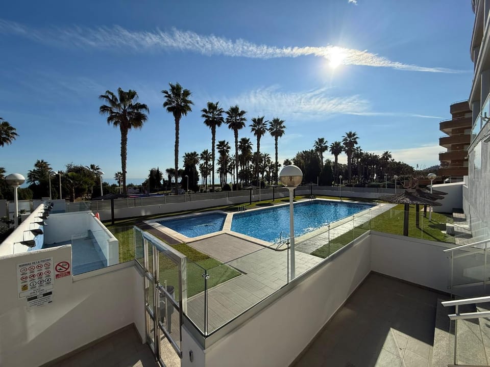 M404 - Mondrian World, Sofisticado - ServHouse Apartment in Valencian Community