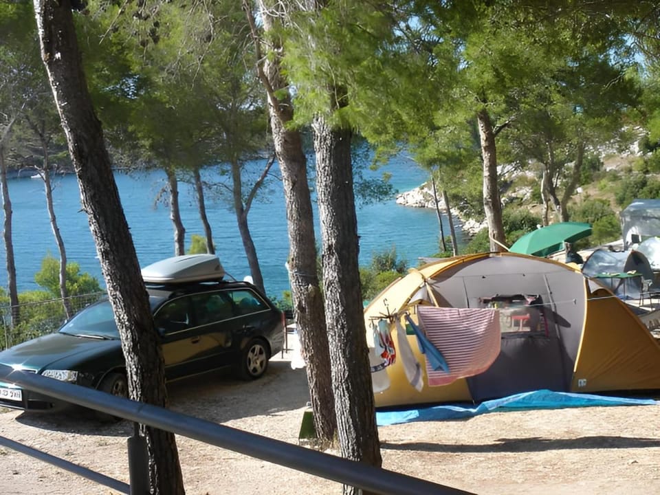 Day, Natural landscape, Parking