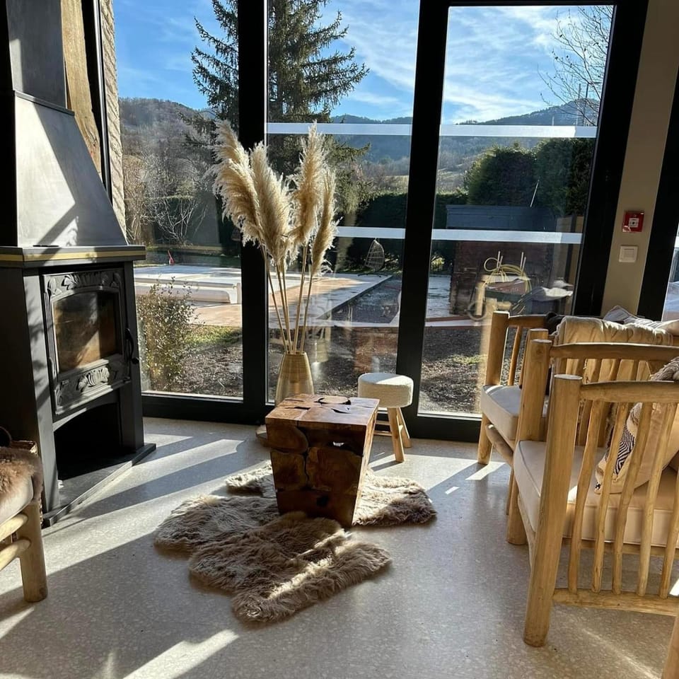 Natural landscape, Living room, Mountain view