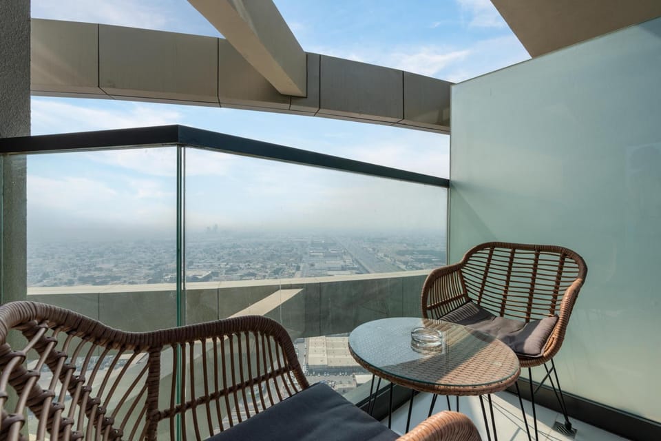 Aykon City Tower I Birds Eye View Apartment in Dubai