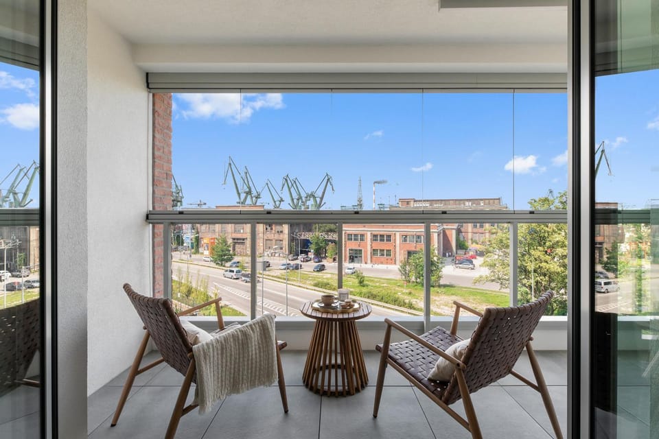 Property building, Spring, Day, View (from property/room), Balcony/Terrace, Living room, Seating area, Dining area, Quiet street view