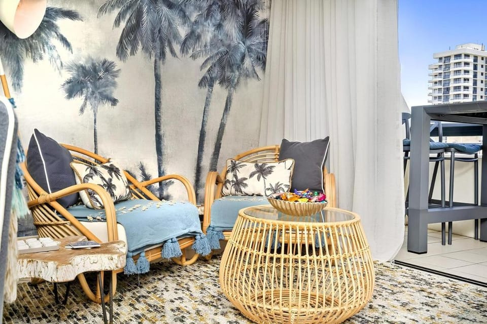 Blue Palms By The Beach Apartment in Gold Coast
