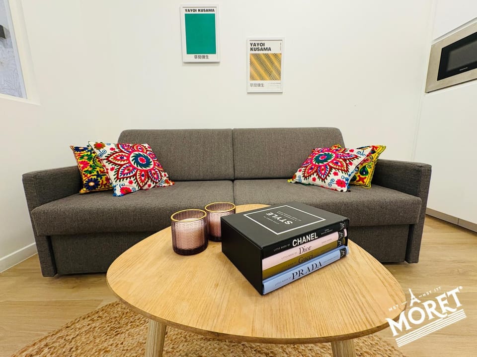 Moret Art Flats Trendy East Paris Apartment hotel in Paris