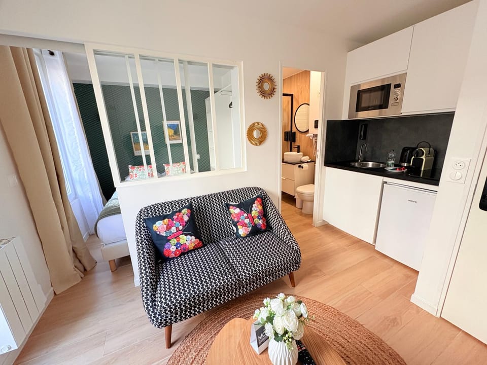 Moret Art Flats Trendy East Paris Apartment hotel in Paris
