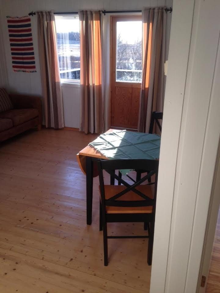 Selvstendig leilighet Apartment in Lofoten