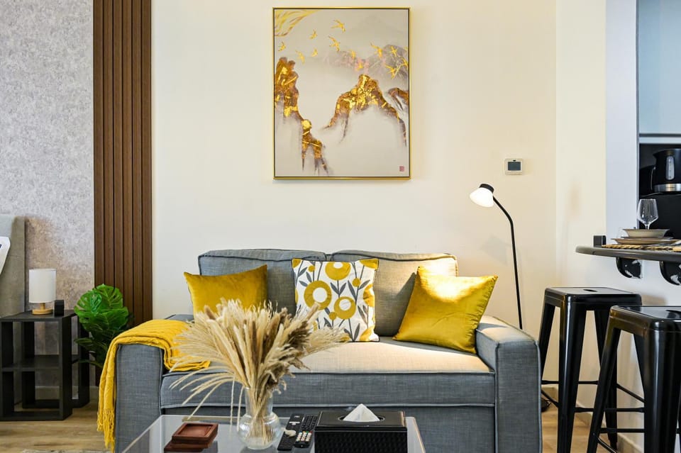 Modern Studio in Discovery Gardens, Close to Metro Apartment in Dubai