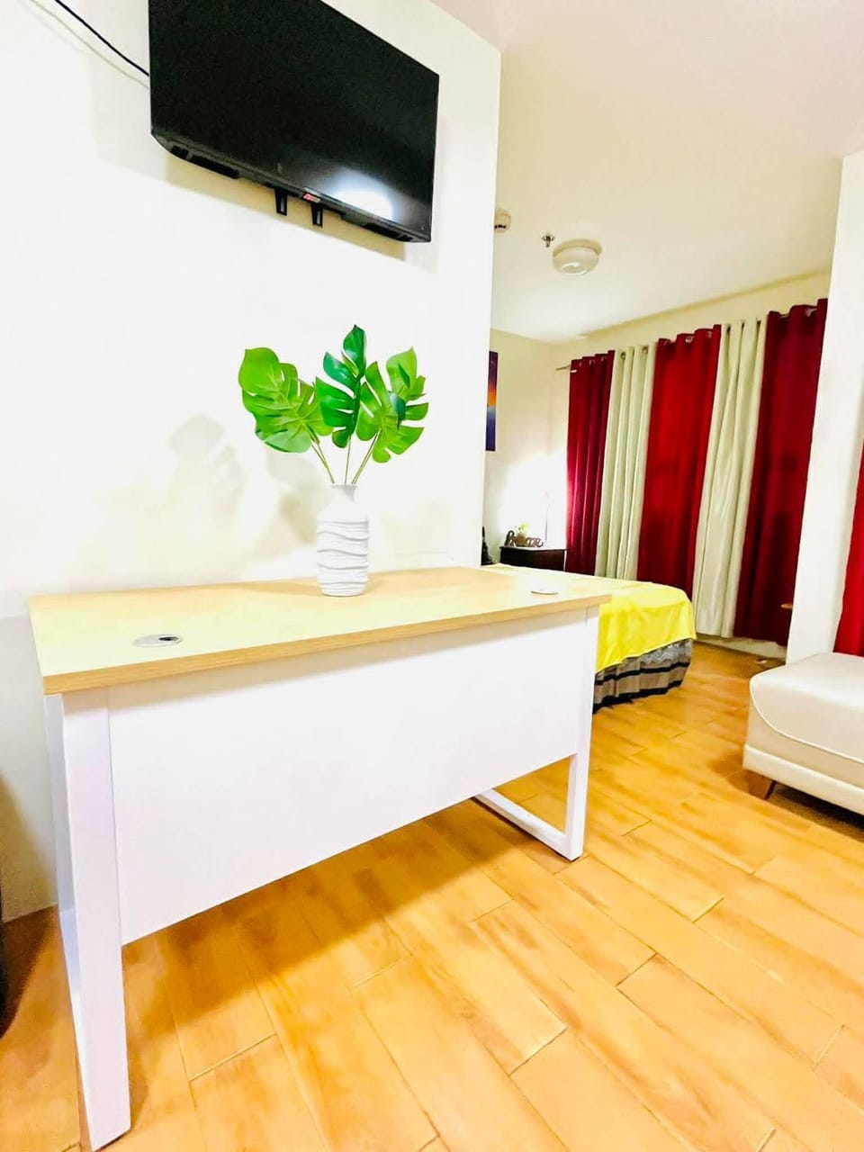 Seawind Condo Tower 4, Studio Fully Furnished Apartment hotel in Island Garden City of Samal