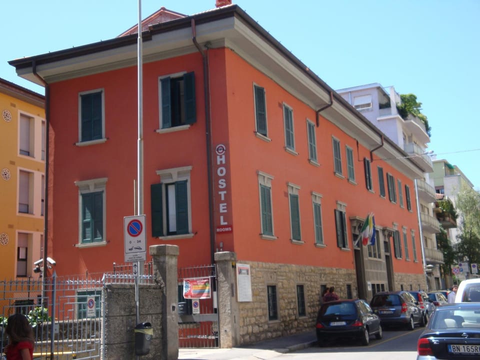 Facade/entrance, Street view