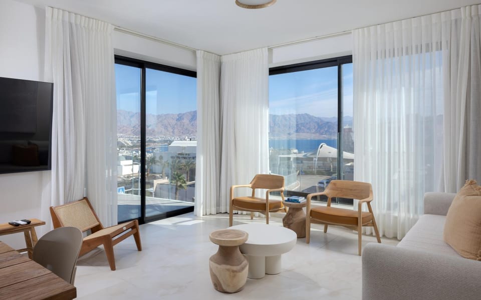 TV and multimedia, Living room, Sea view
