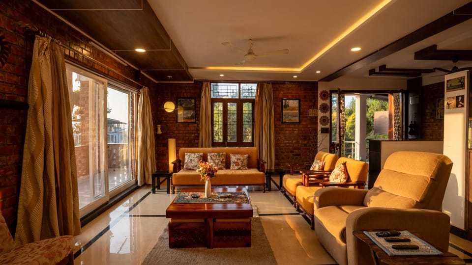 Living room, Seating area