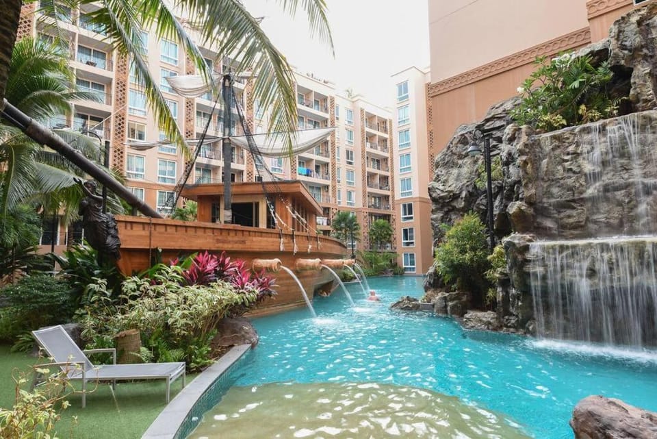 Atlantis Condo Resort pattaya by LJ Apartment in Pattaya City