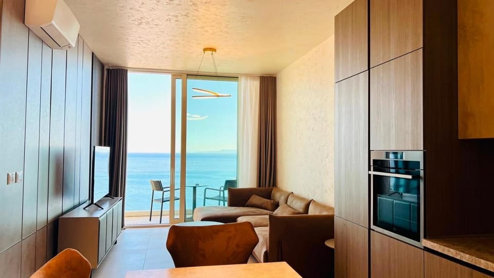 TIS, Green Coast House in Vlorë County, Albania