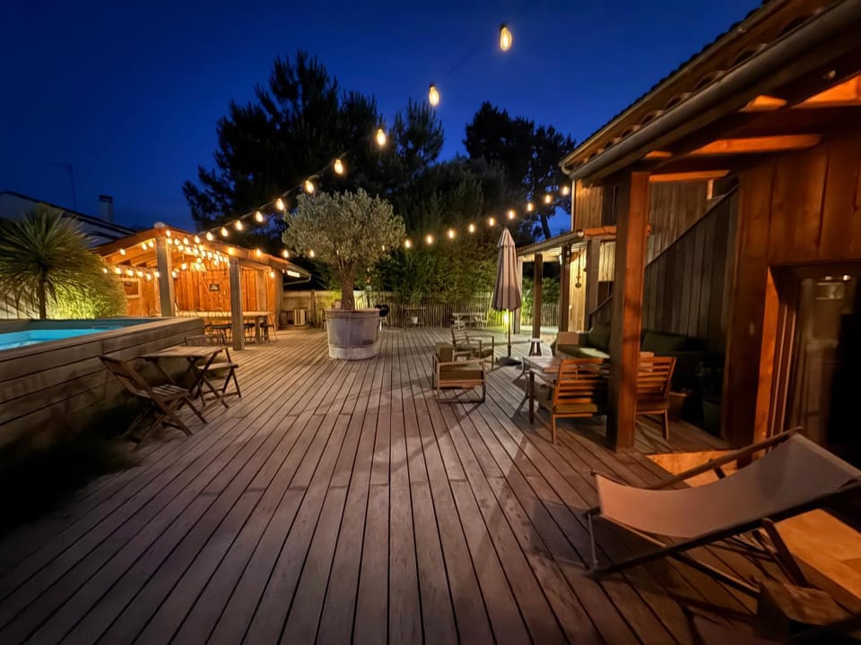 Cabane Oléron Piscine 5 Chambres Villa in Saint-Trojan-les-Bains