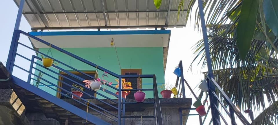 Kathoo's Lakeview Homestay Hostel in Kerala