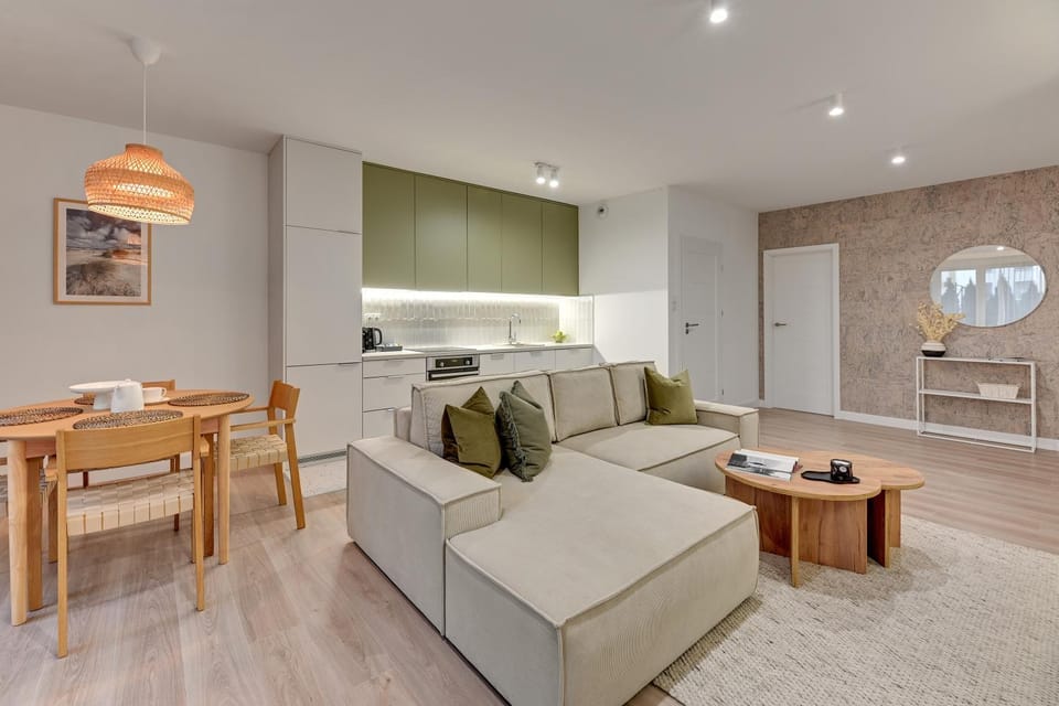 Kitchen or kitchenette, Living room, Seating area, Dining area, oven, stove