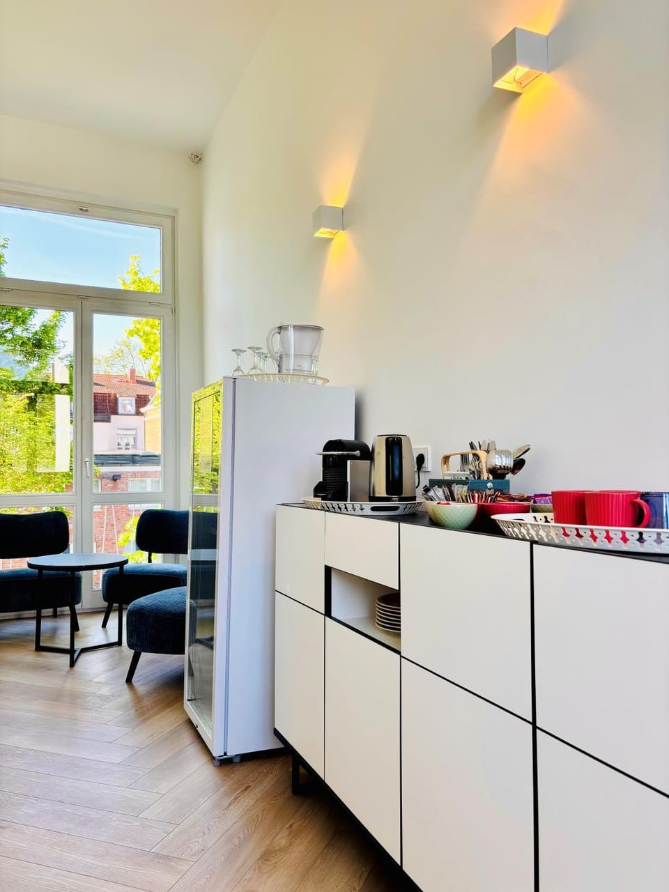 Coffee/tea facilities, Seating area, Internal: Not applicable to any particular room
