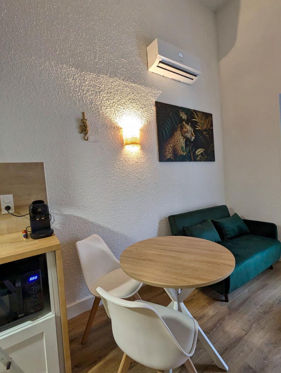 Seating area