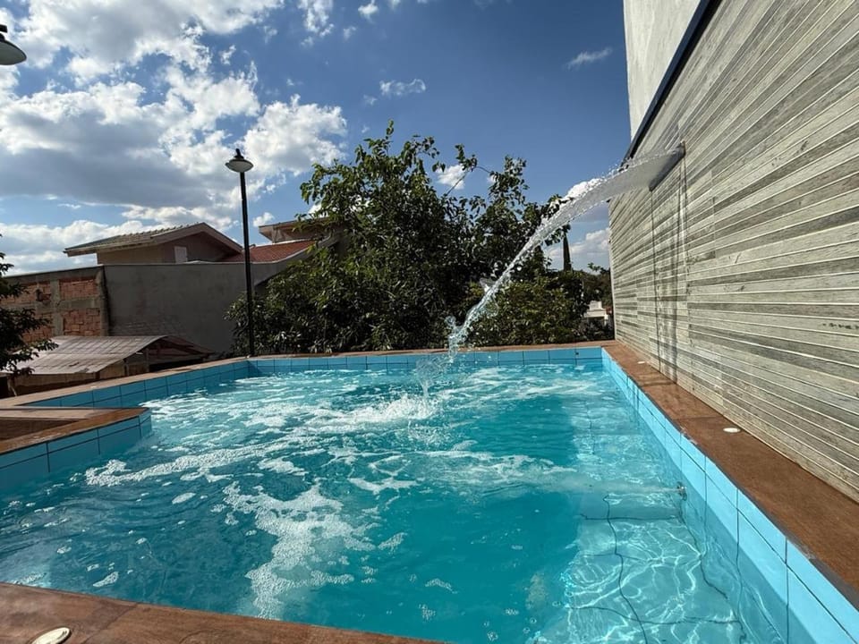 Refúgio com vista para montanhas, parquinho e piscina Apartment in Águas de Lindóia