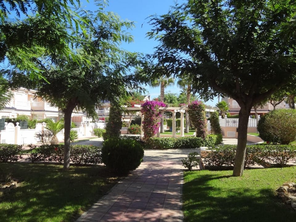 Garden, Garden