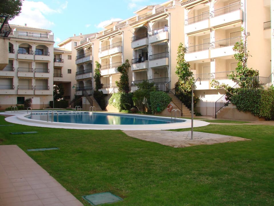 Property building, Spring, Day, Garden, Garden view, Pool view, Swimming pool
