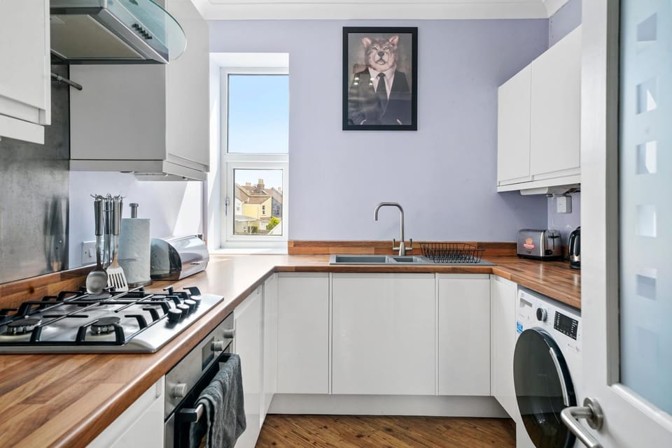 The Emerald Gem - Overlooking the Park Apartment in Bristol