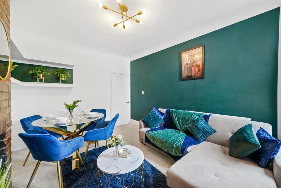 The Emerald Gem - Overlooking the Park Apartment in Bristol