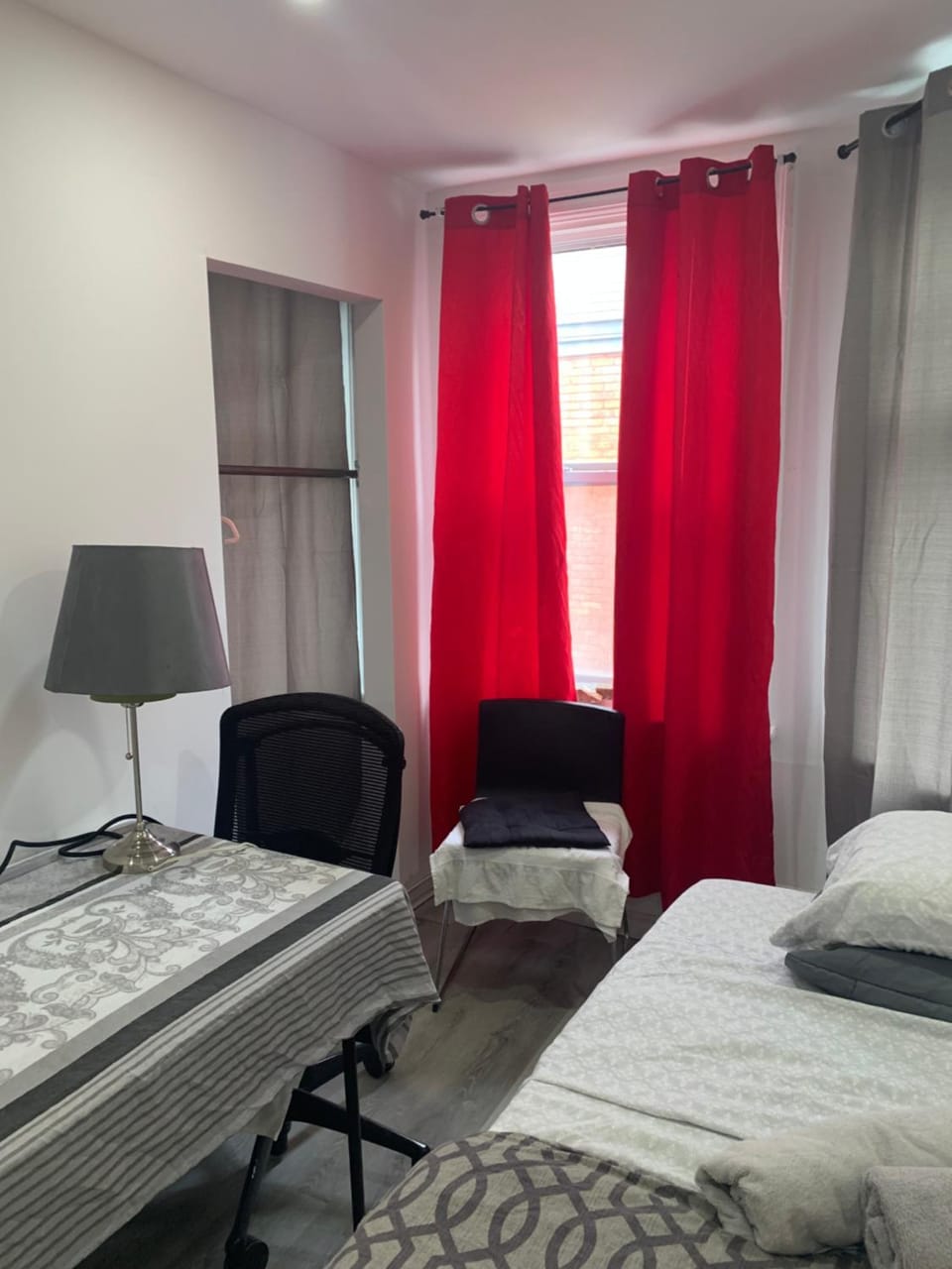 Only Private Room Steps To University Of Ottawa Downtown Not Full apt Apartment in Gatineau