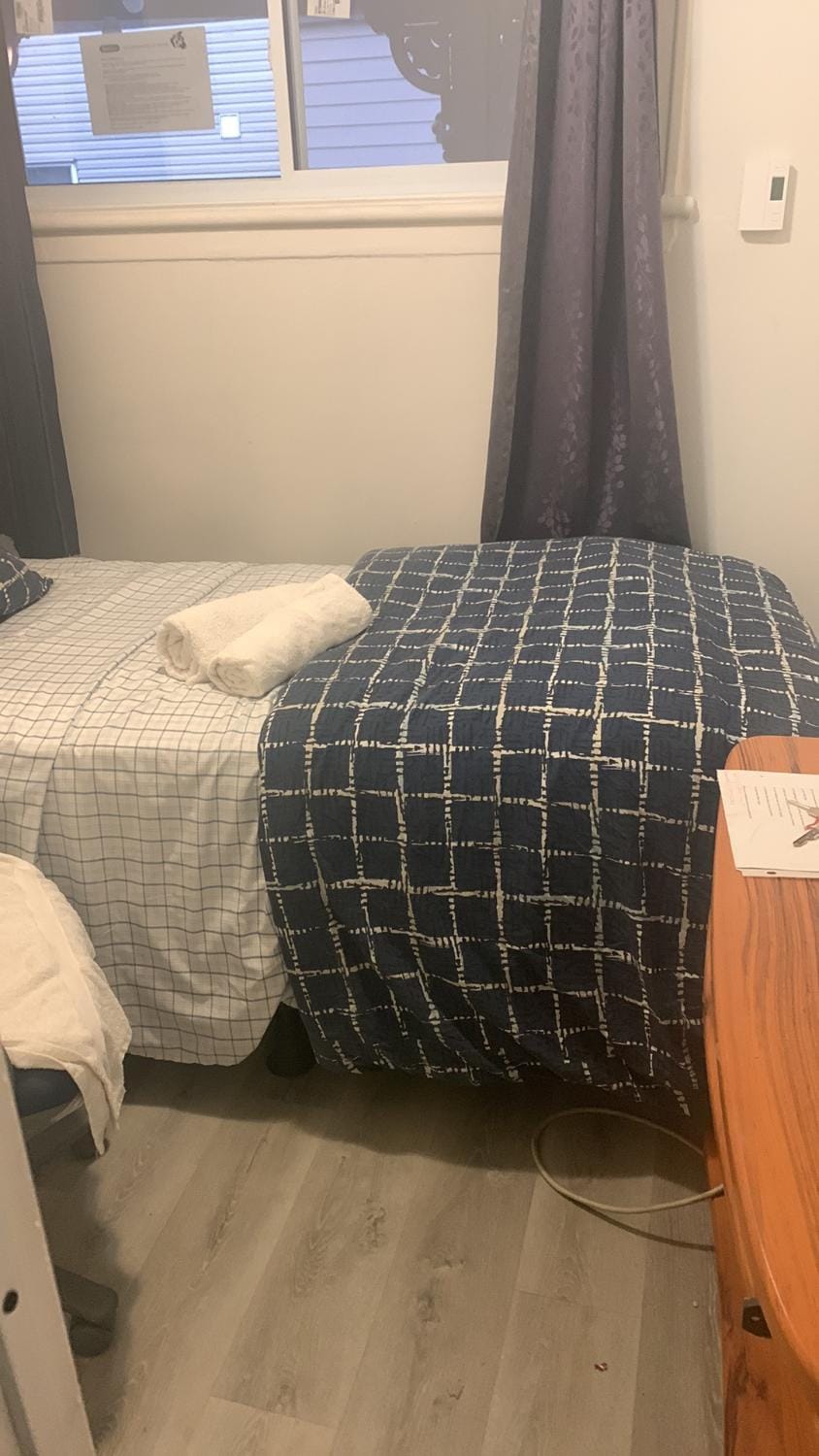 Only Private Room Steps To UOttawa Downtown Not Full apt Apartment in Gatineau