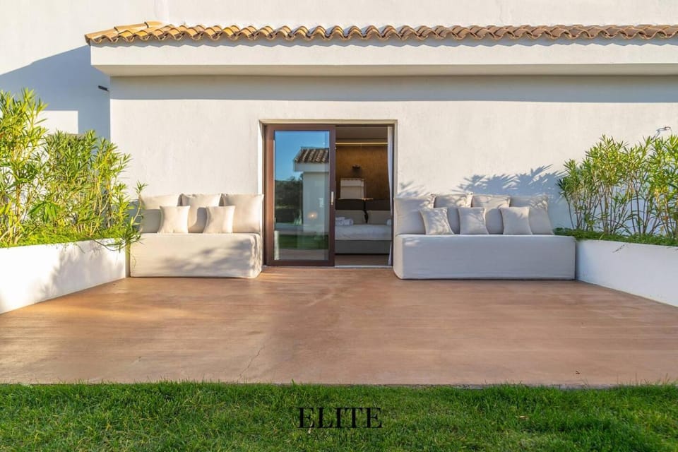 Villa Ianuaria, raffinata villa con piscina a Porto Rotondo Apartment hotel in Sardinia