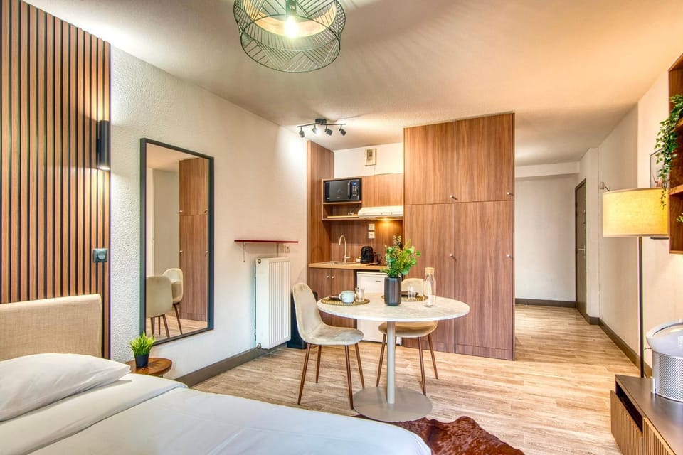 La Suite Yak - Très beau studio - Charpennes-Tonkin Apartment in Villeurbanne