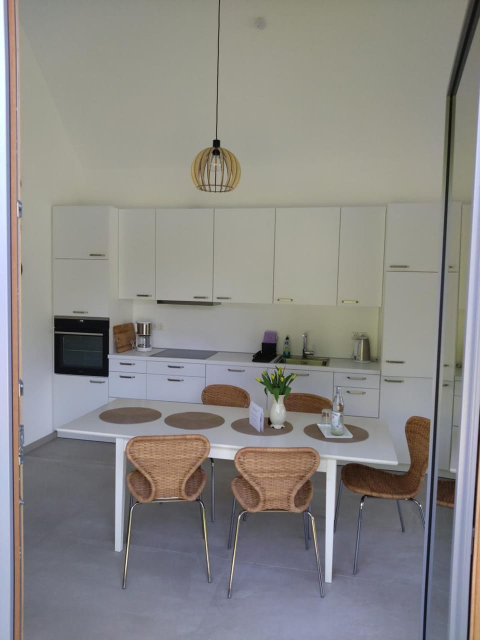 Kitchen or kitchenette, Food