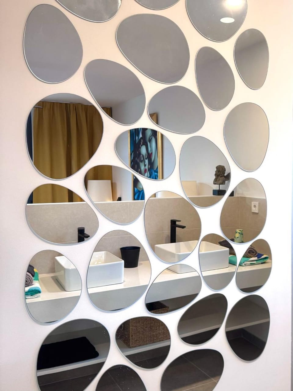 Shower, Toilet, Bathroom, Bedroom