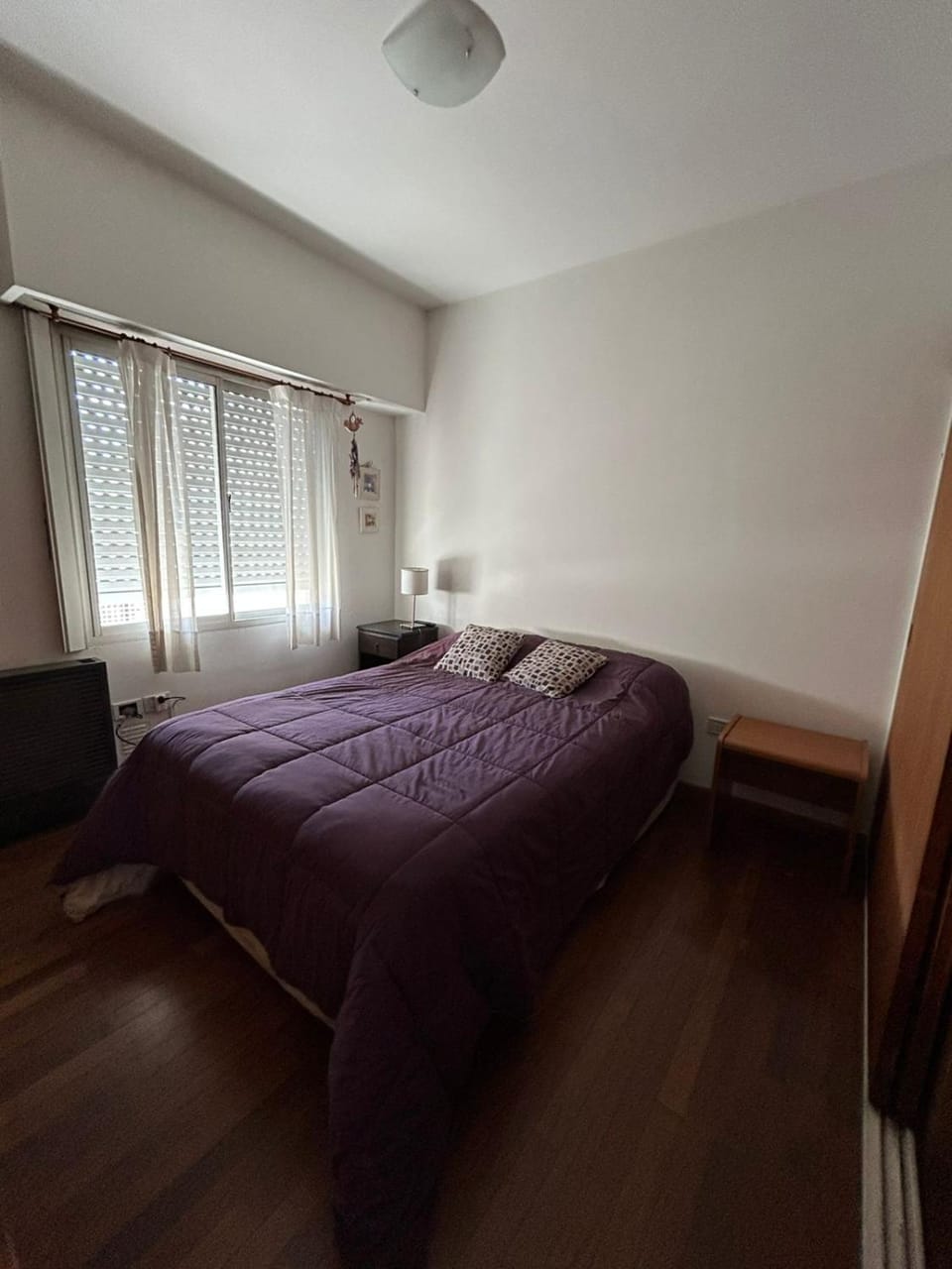 Apartamento de categoria frente a plaza Apartment in La Plata