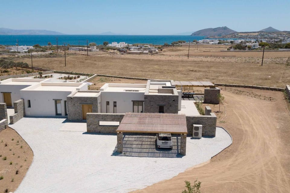 Property building, Natural landscape, Bird's eye view, Sea view