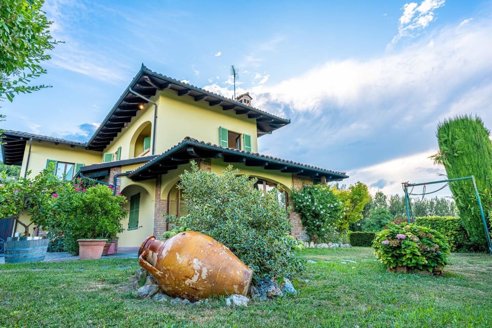 Cascina Albarella House in Piedmont